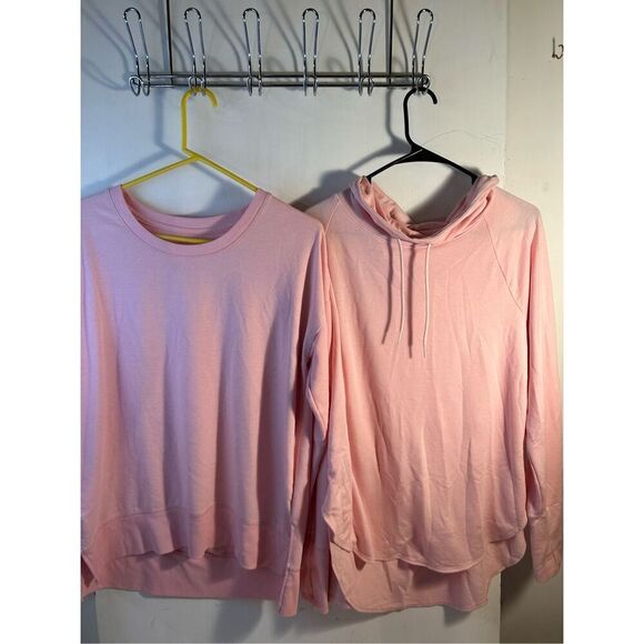 2 Workout top pink sweatshirts Avia? - Picture 1 of 6